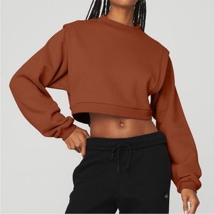 Alo Yoga Cropped Fresh Coverup Sweatshirt in Rust size medium